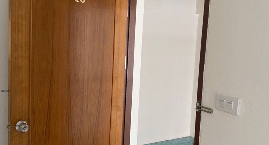 For sale 10 bedrooms house in Khlong Toei, Bangkok