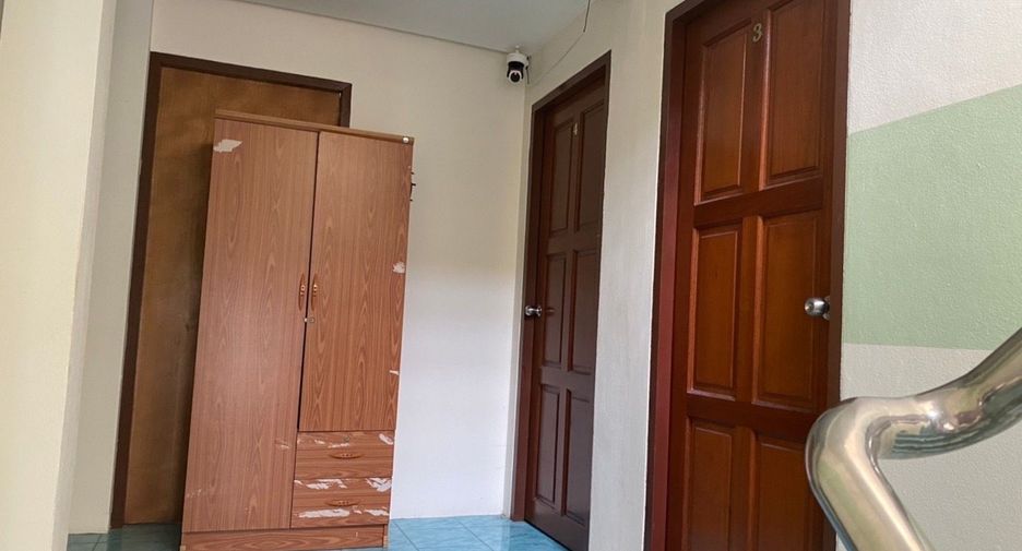 For sale 10 bedrooms house in Khlong Toei, Bangkok