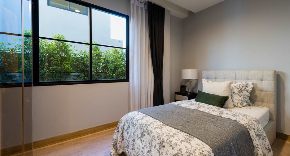 For sale 4 bedrooms house in Mueang Phuket, Phuket