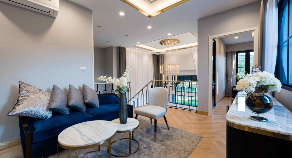 For sale 4 bedrooms house in Mueang Phuket, Phuket