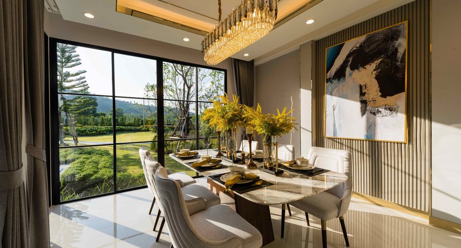 For sale 4 bedrooms house in Mueang Phuket, Phuket