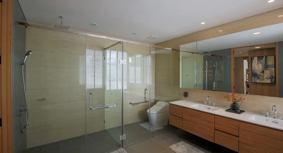 For rent 5 bedrooms villa in Prawet, Bangkok