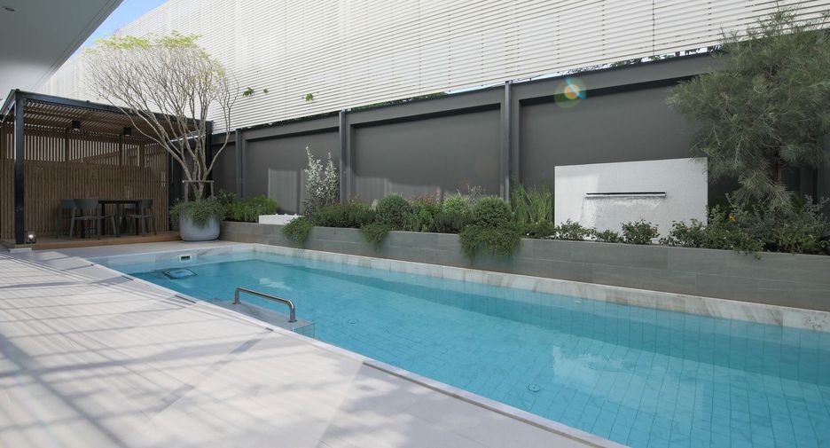 For rent 5 bedrooms villa in Prawet, Bangkok