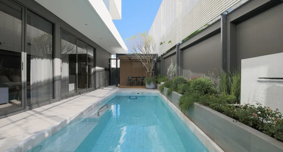 For rent 5 bedrooms villa in Prawet, Bangkok