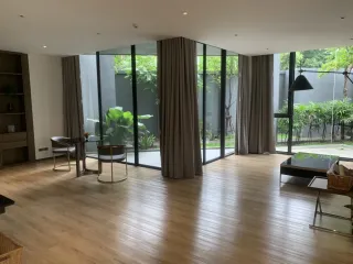 Apartamento en alquiler de 3 habitaciones en Khlong Toei, Bangkok