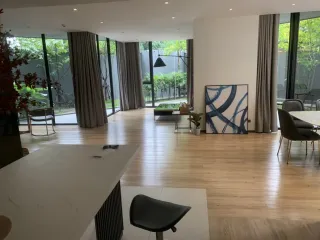 Apartamento en alquiler de 3 habitaciones en Khlong Toei, Bangkok