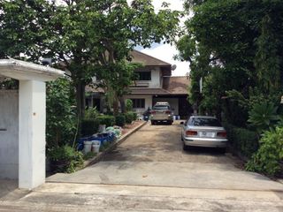 For sale 3 bedrooms house in Nong Khaem, Bangkok