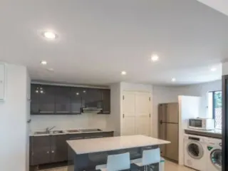 Wohnung zur Miete mit 2 Zimmer in Pathum Wan, Bangkok