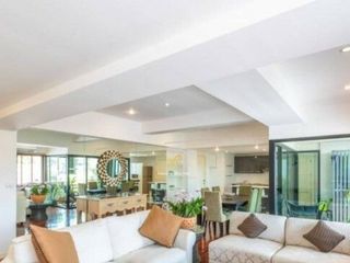 Wohnung zur Miete mit 2 Zimmer in Pathum Wan, Bangkok