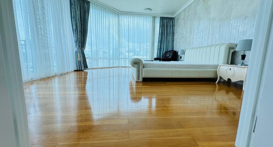 Wohnung zur Miete mit 4 Zimmer in Watthana, Bangkok