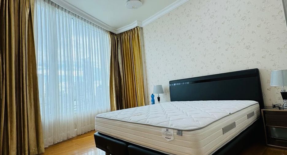 Wohnung zur Miete mit 4 Zimmer in Watthana, Bangkok