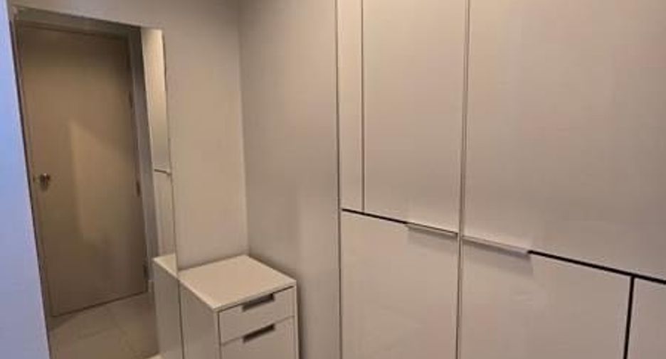 For rent 1 bed condo in Bang Na, Bangkok
