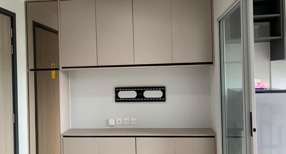 For sale 1 bed condo in Mueang Samut Prakan, Samut Prakan