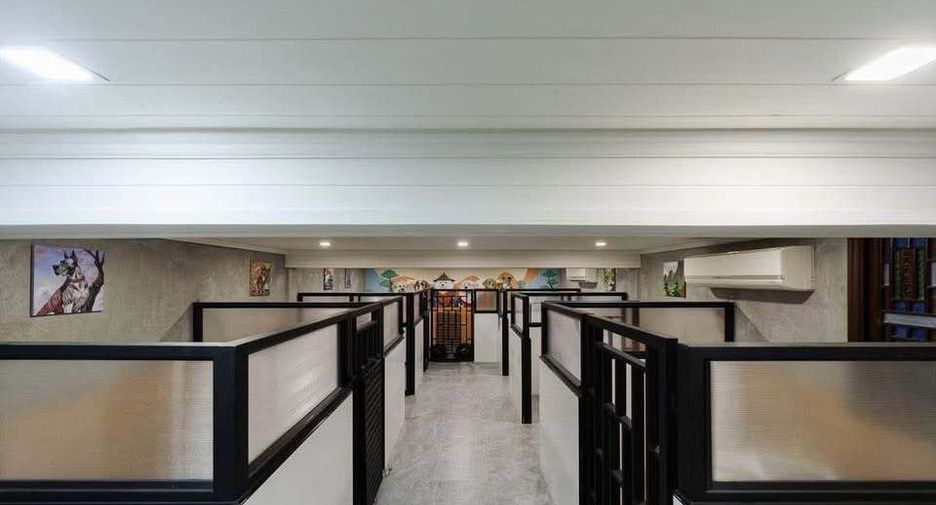 For rent retail Space in Sathon, Bangkok