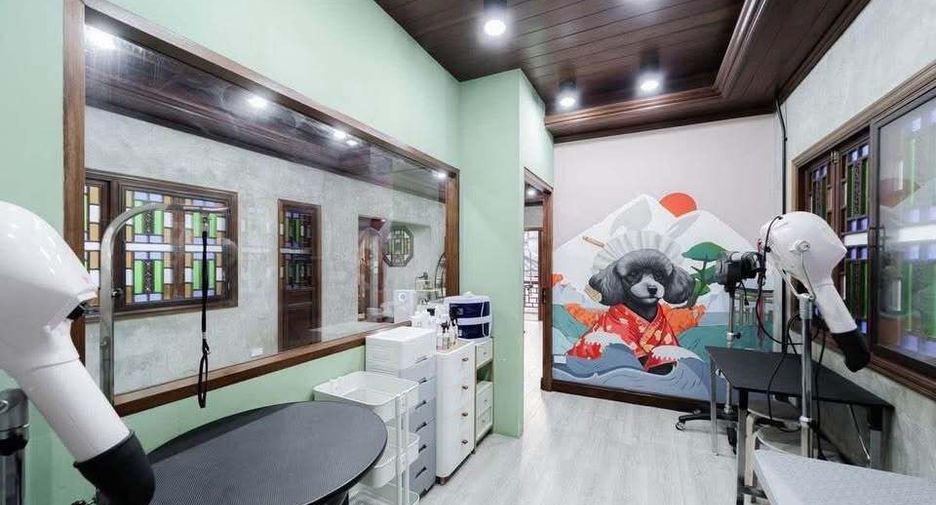 For rent retail Space in Sathon, Bangkok