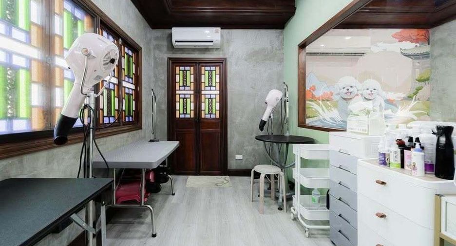For rent retail Space in Sathon, Bangkok