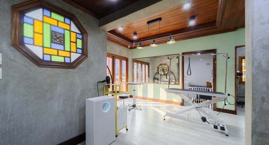 For rent retail Space in Sathon, Bangkok