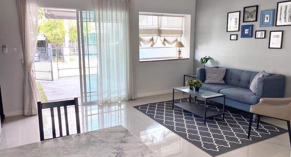 For rent 2 bedrooms townhouse in Prawet, Bangkok