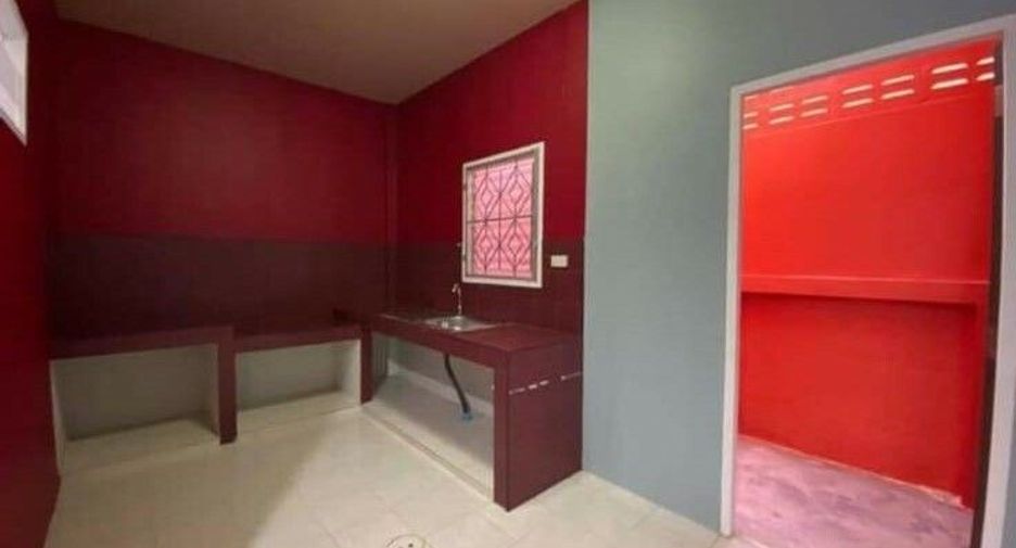 For sale 2 bedrooms townhouse in Mueang Phuket, Phuket