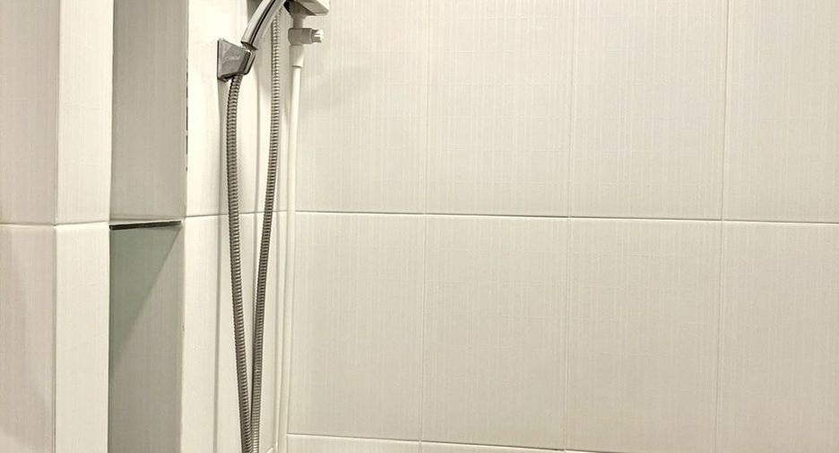 For sale studio condo in Khan Na Yao, Bangkok