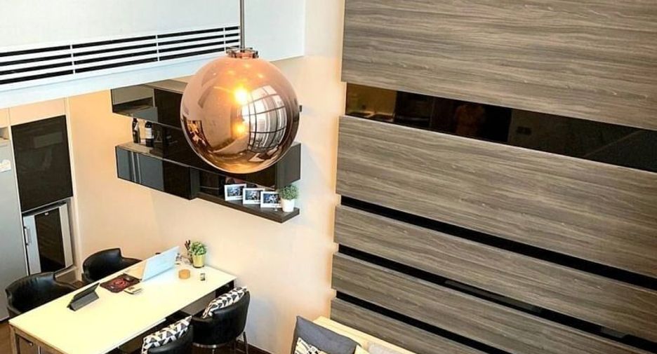 À vendre et à louer 3 chambres condo à Huai Khwang, Bangkok
