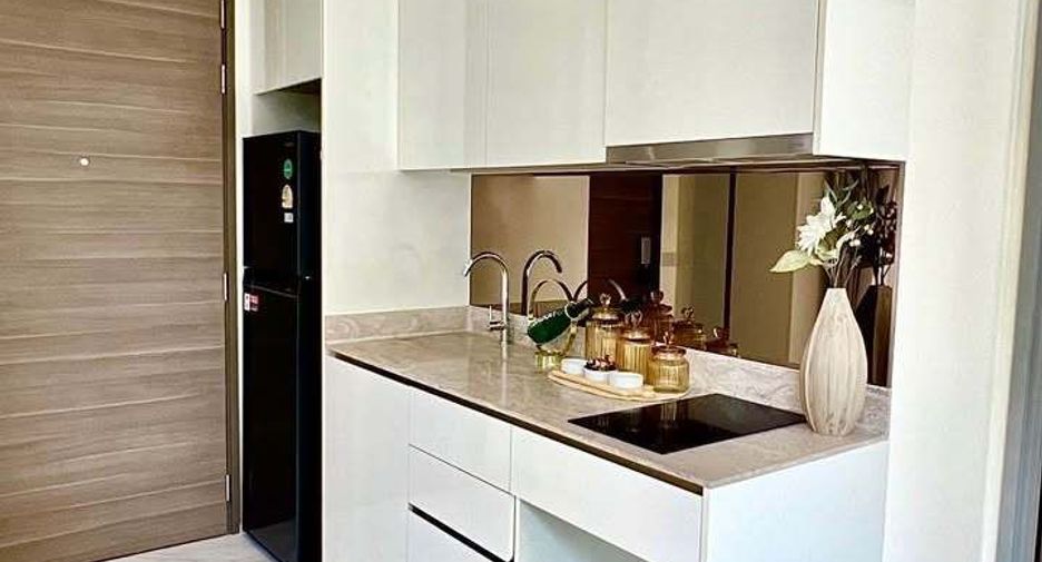 For rent 1 bed condo in Khlong Toei, Bangkok