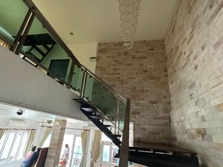 Haus zum Kauf mit 4 Zimmer in Mueang Phuket, Phuket