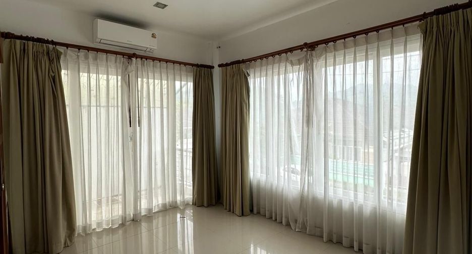 For sale 4 bedrooms house in Mueang Phuket, Phuket