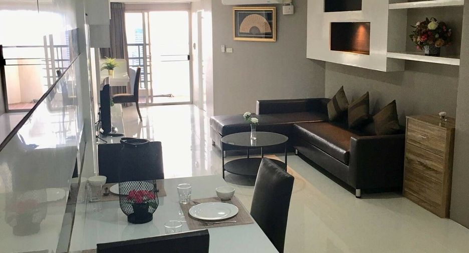For rent 2 bedrooms condo in Khlong Toei, Bangkok
