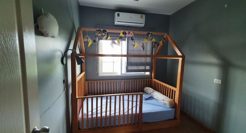 For sale 4 bedrooms townhouse in Prawet, Bangkok