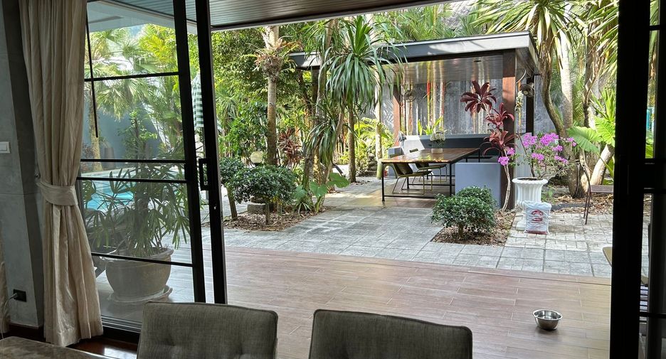 For sale 4 bedrooms villa in Kathu, Phuket