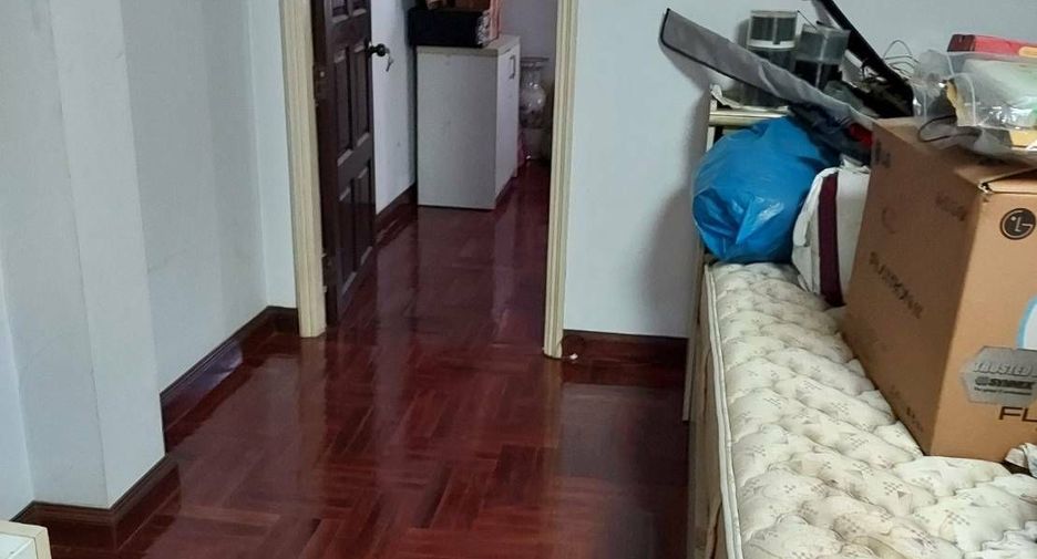 Продажа 4 спальни дом в Банг Кхо Лаем, Бангкок