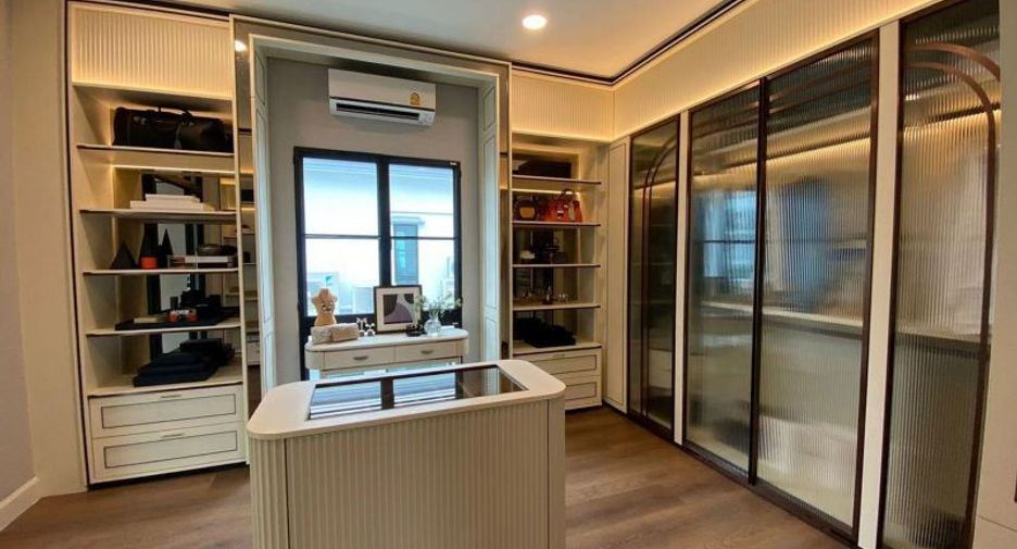 À vendre 5 chambres maison à Saphan Sung, Bangkok