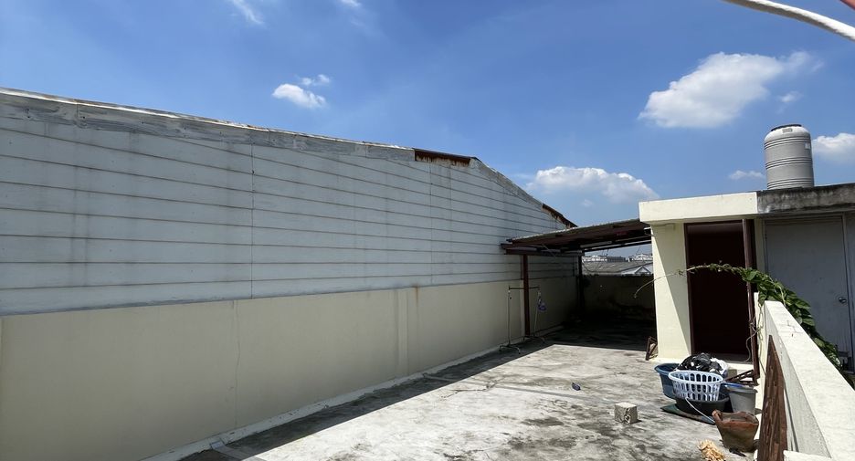 Продажа и аренда 2 спальни таунхаус в Банг Кхен, Бангкок