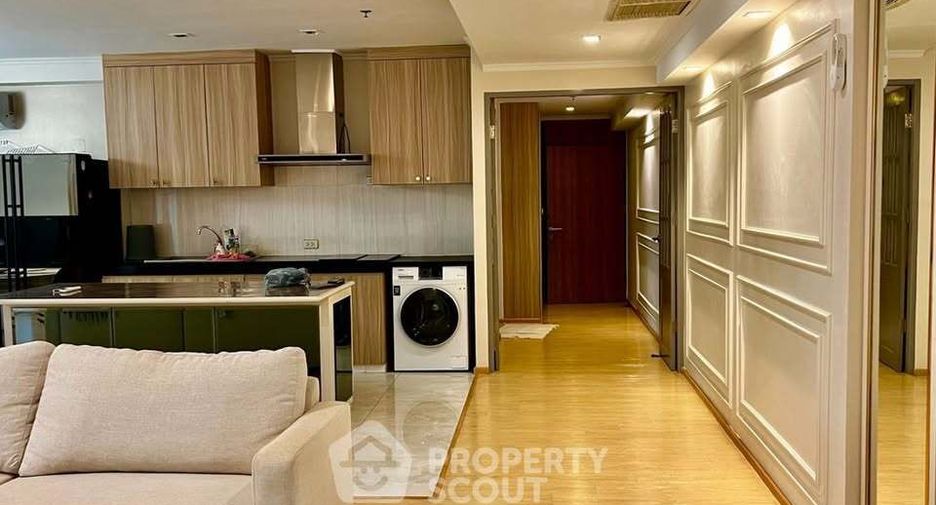 Condo en alquiler de 3 habitaciones en Khlong Toei, Bangkok