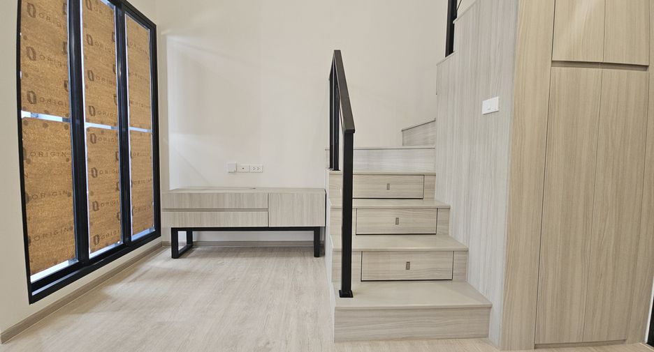 For sale and for rent 1 bed condo in Mueang Samut Prakan, Samut Prakan