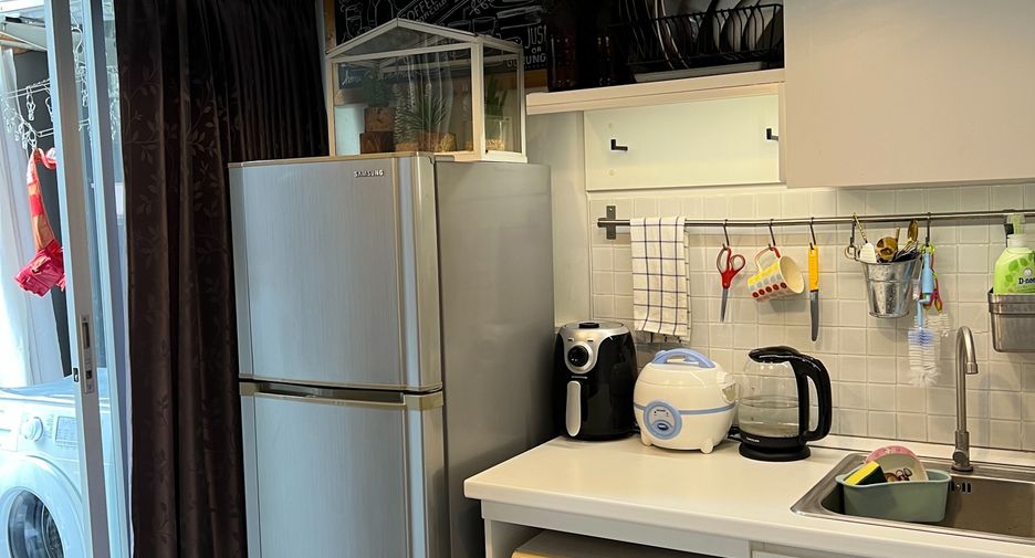 Продажа 1 кровать кондо в Щанг Тхонгланг, Бангкок