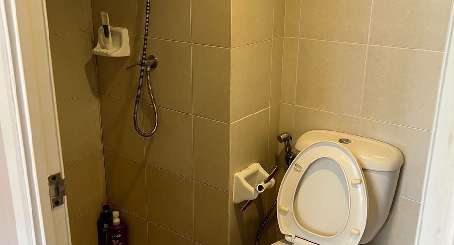 Продажа 1 кровать кондо в Щанг Тхонгланг, Бангкок