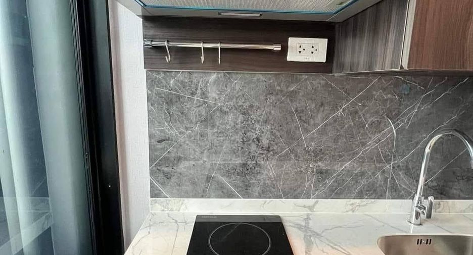 For rent studio condo in Khan Na Yao, Bangkok