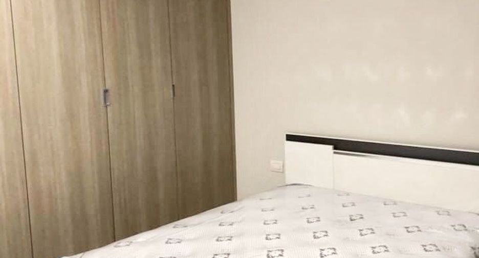 For rent 2 bedrooms condo in Pathum Wan, Bangkok