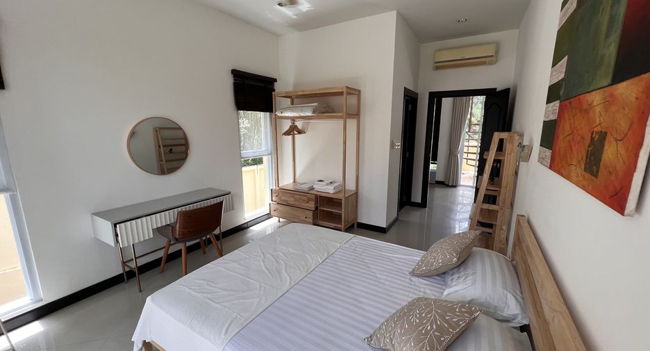 À louer 3 chambres villa à Mueang Phuket, Phuket