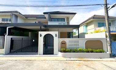 Casa en venta de 3 habitaciones en Mueang Phuket, Phuket