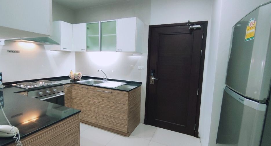 For rent 2 bedrooms apartment in Watthana, Bangkok