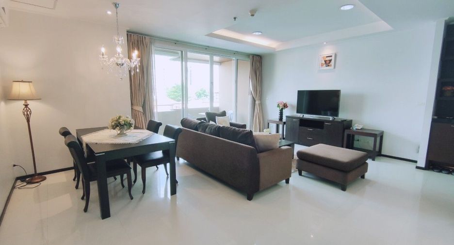For rent 2 bedrooms apartment in Watthana, Bangkok