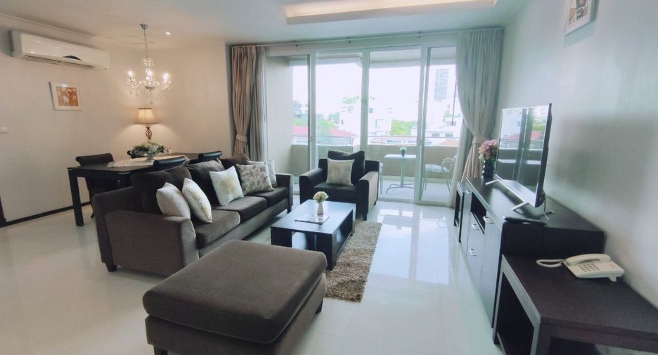 For rent 2 bedrooms apartment in Watthana, Bangkok