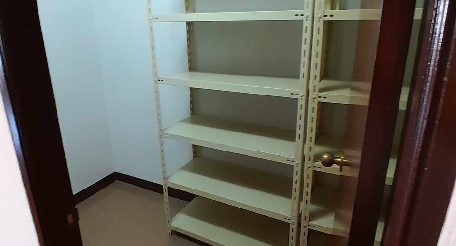 Wohnung zur Miete mit 4 Zimmer in Watthana, Bangkok