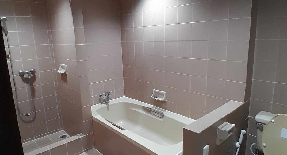 Wohnung zur Miete mit 4 Zimmer in Watthana, Bangkok