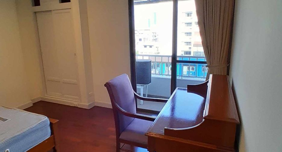 Wohnung zur Miete mit 4 Zimmer in Watthana, Bangkok