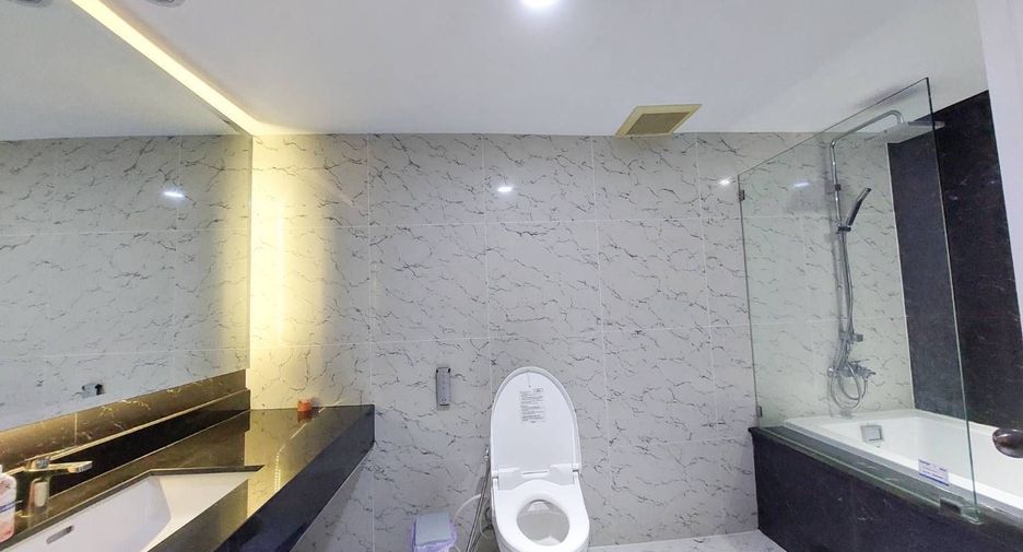 For rent 1 Beds condo in Bang Rak, Bangkok