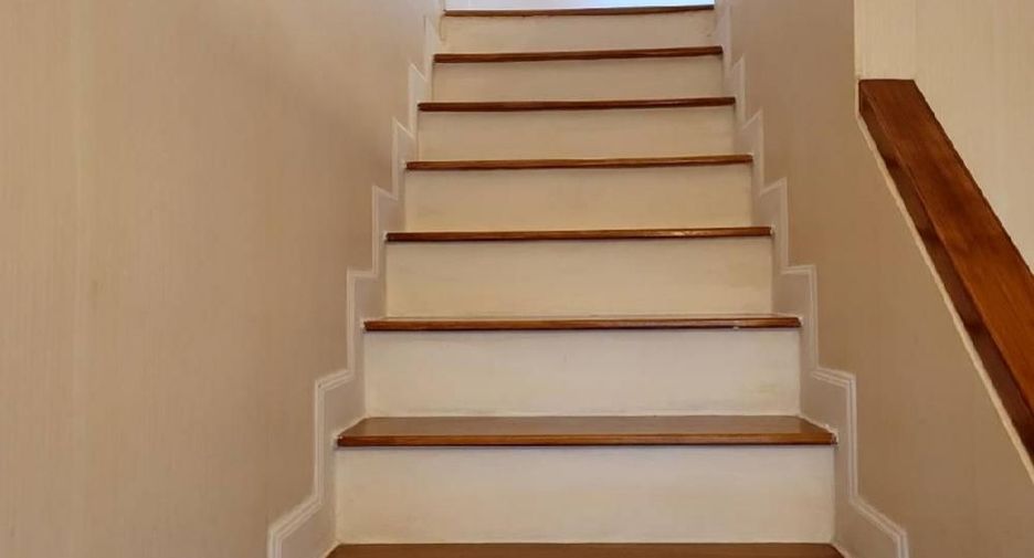 For sale 3 bedrooms townhouse in Prawet, Bangkok